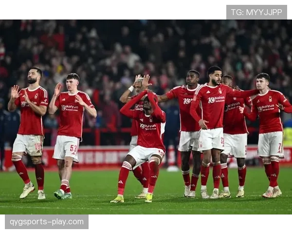 曼联阵容老化问题逐步显现，对赛季争冠形势产生影响