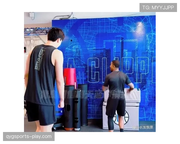 杨瀚森内线高效挡拆拉开空间 助力球队篮下控制力提升